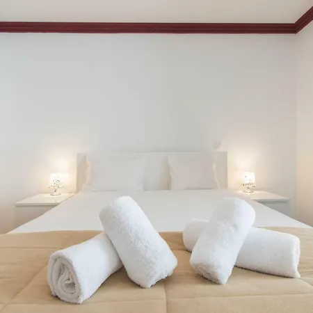Lovelystay - Saldanha Valmor Terrace *
