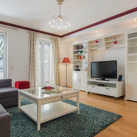 Lovelystay - Saldanha Valmor Terrace * Lisboa