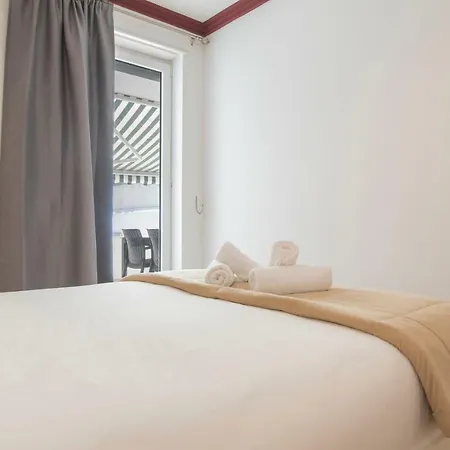 Lovelystay - Saldanha Valmor Terrace * Lisboa